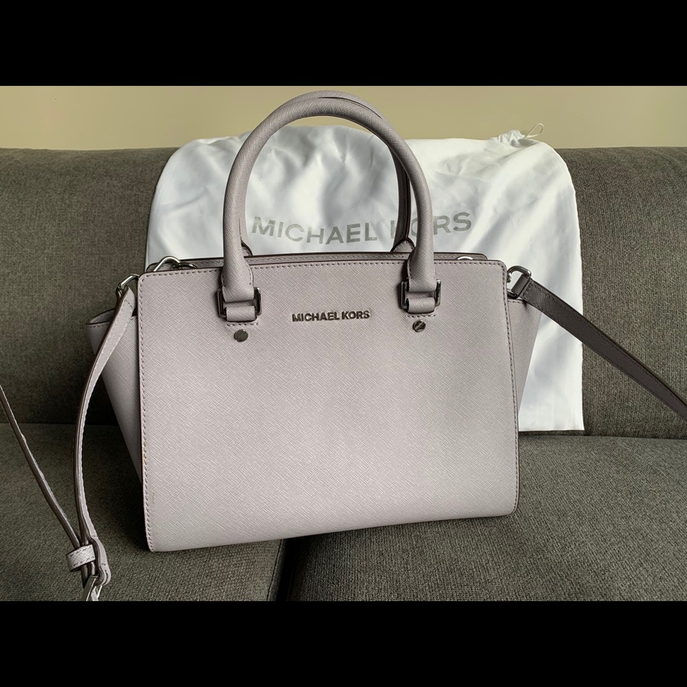 Like New MK Selma Bag - Sale - Picture 5 of 6